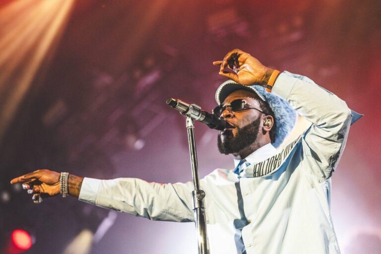 Watch: Burna Boy dines with Real Madrid stars after Valladolid victory