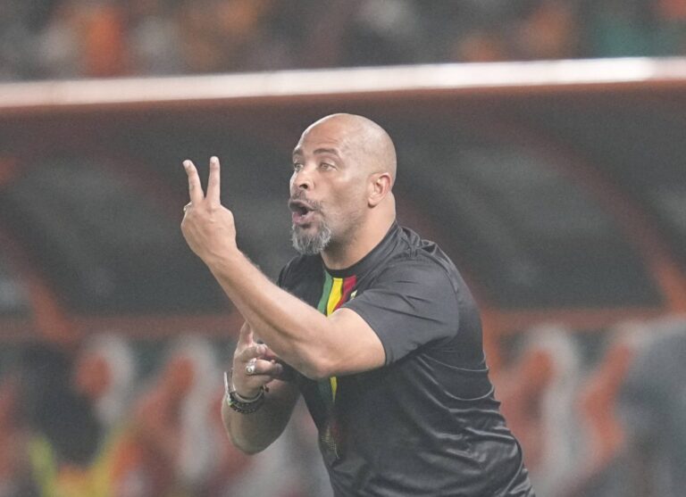 “No reason Nigeria should not beat Rwanda” – Ex-Super Eagles coach sends Eric Chelle message