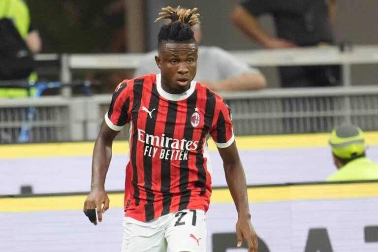 Samuel Chukwueze loses hope in Conceicao, set for AC Milan exit – Report Samuel Chukwueze loses hope in Conceicao, set for AC Milan exit – Report