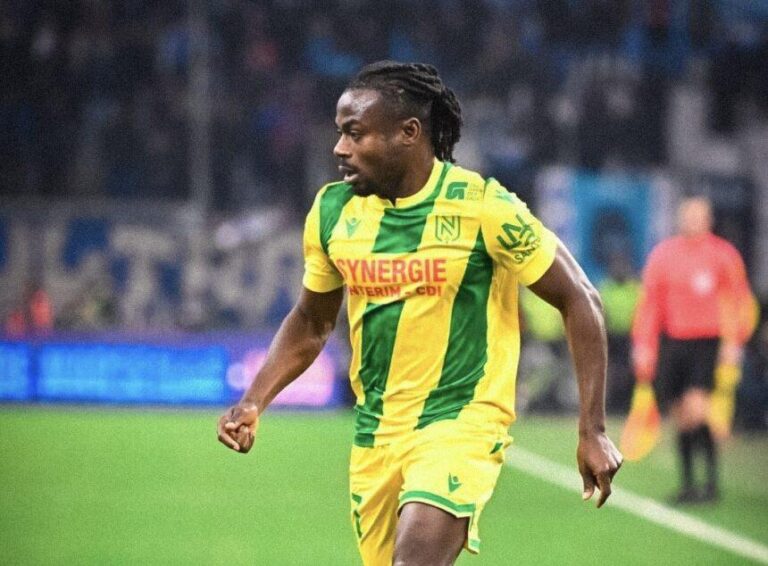 Nigerians in Germany & France: Onyeka and Simon shine as Augsburg and Nantes win Nigerians in Germany & France: Onyeka and Simon shine as Augsburg and Nantes win