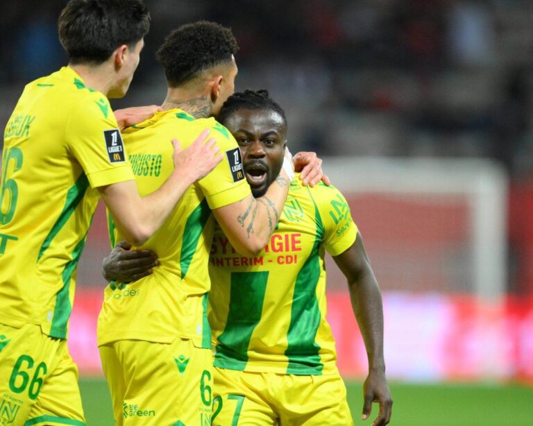 Acrobatic over curler: Marseille star beats Moses Simon to top Ligue 1 award Acrobatic over curler: Marseille star beats Moses Simon to top Ligue 1 award