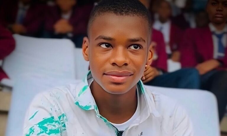 At Just 15, Kanyeyachukwu Tagbo-Okeke Paints His Name into the Guinness World Records At Just 15, Kanyeyachukwu Tagbo-Okeke Paints His Name into the Guinness World Records