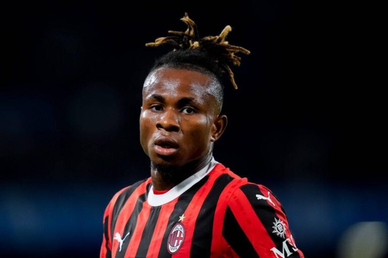 WATCH: Exhausted Samuel Chukwueze feeling the heat as Allegri pushes Milan stars to the limit