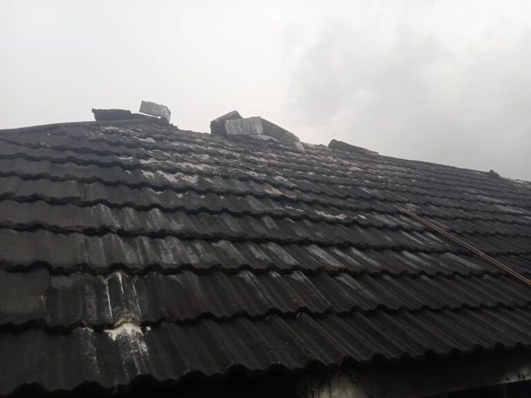 Properties worth millions of naira destroyed as fire ravages lounge, residential building in Ibadan Properties worth millions of naira destroyed as fire ravages lounge, residential building in Ibadan