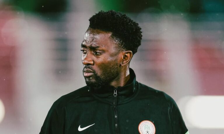 See the Heartwarming Moment Wilfred Ndidi Shielded His Mascot Before the Super Eagles’ 4-0 Win See the Heartwarming Moment Wilfred Ndidi Shielded His Mascot Before the Super Eagles’ 4-0 Win