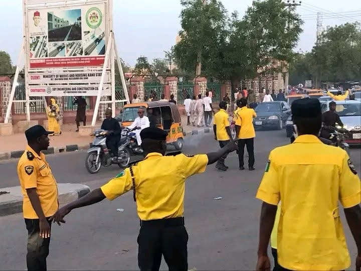 KAROTA deploys 1,000 personnel for Eid-el-Kabir traffic control in Kano KAROTA deploys 1,000 personnel for Eid-el-Kabir traffic control in Kano