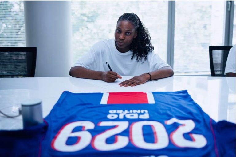 Official: PSG announce signing of 16-year-old Nigerian midfielder Official: PSG announce signing of 16-year-old Nigerian midfielder