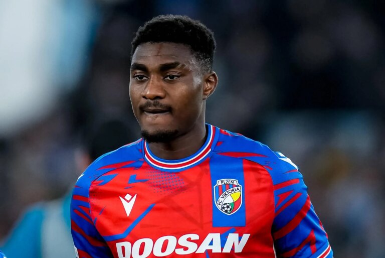 Super Eagles: Durosinmi singled out despite Genk defeat to Zulte Waregem Super Eagles: Durosinmi singled out despite Genk defeat to Zulte Waregem