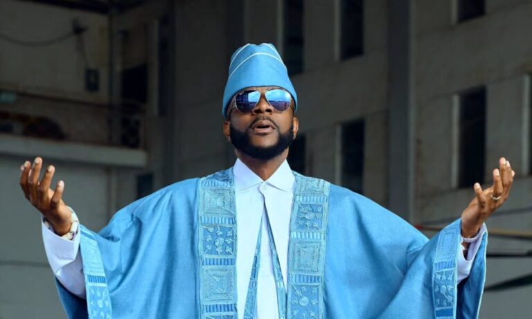 Denim Agbada? Ebuka Obi-Uchendu Just Gave Us One of His Best BBNaija S11 Sunday Show Looks