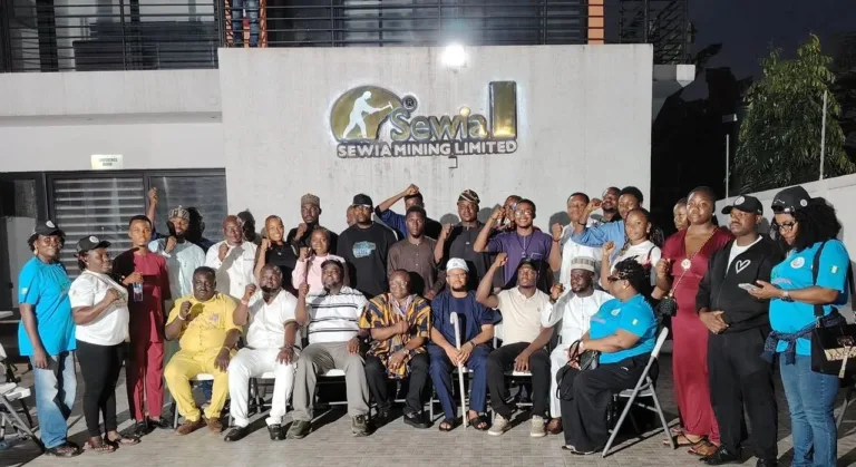 NANS leaders receive N15m donation during Ghana gold industry visit